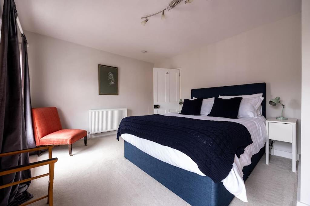 Beautiful & Spacious Retreat In Winchester Exteriör bild