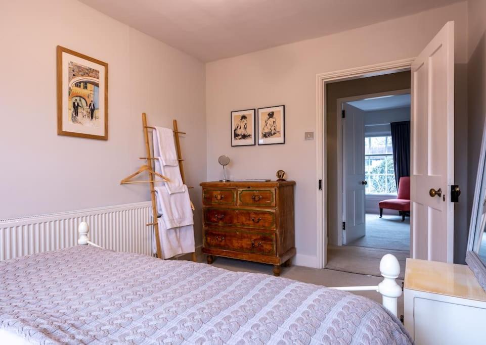 Beautiful & Spacious Retreat In Winchester Exteriör bild